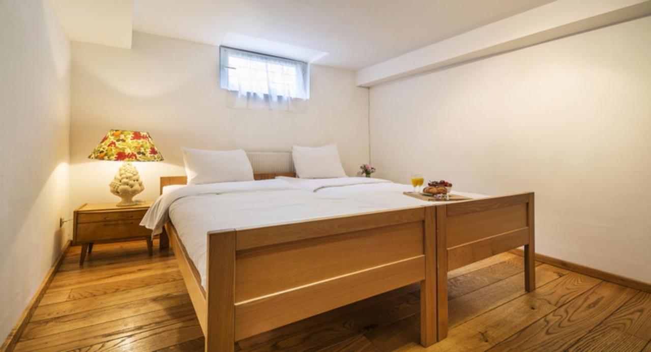 Spacious Duplex In Brussels Historical Center Εξωτερικό φωτογραφία