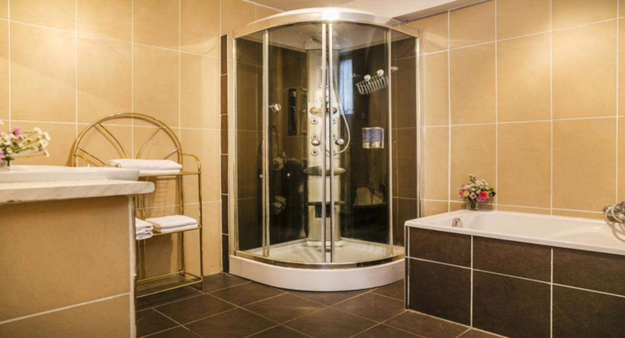 Spacious Duplex In Brussels Historical Center Εξωτερικό φωτογραφία